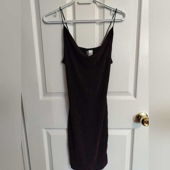 Sparkling V neck dark purple bodycon dress HM size 4 (with tag) - Picture 4 of 5